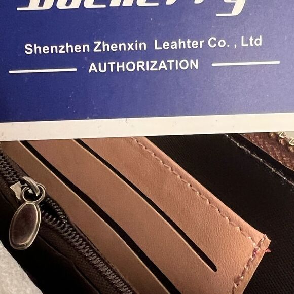 Baelberry Single Wallet Cross Body Bag - Picture 8 of 9